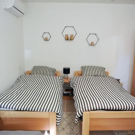 Studio Apartman Bandb Ðakovo Eksteriør billede