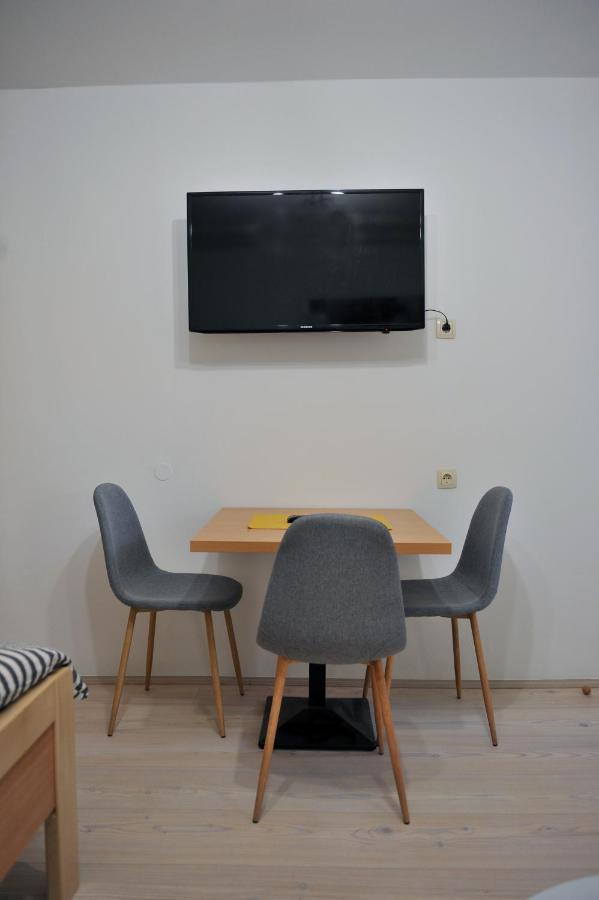 Studio Apartman Bandb Ðakovo Eksteriør billede